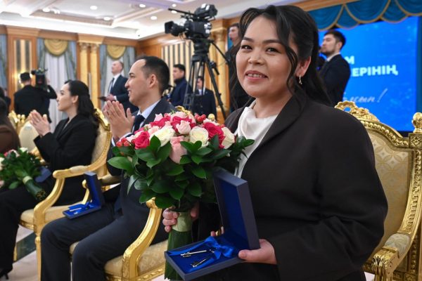 Мемлекет басшысы жас ғалымдарға қуаныш сыйлады
