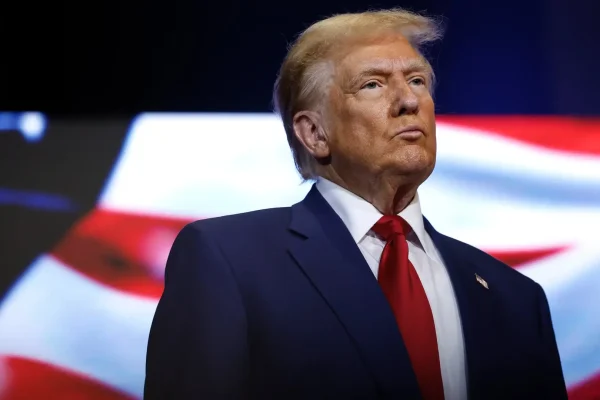 «Оларды қиын кезең күтіп тұр»: Трамп Тегеранға сес көрсетті