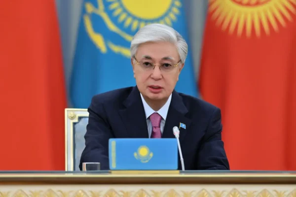 Президент Орталық Азия елдері мен Қытайдың күштік ведомство басшыларымен кездесті