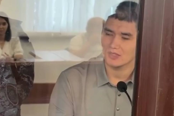 “Балаларым мені боқтады”: Атыраулық күдікті қылмысқа бару себебін түсіндірді