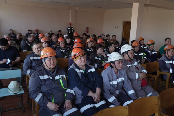 «Қазақмыс» өндірісте жаңа ережелерді бекітті: қауіпсіздік үшін жұмысты тоқтатқандар жазаланбайды