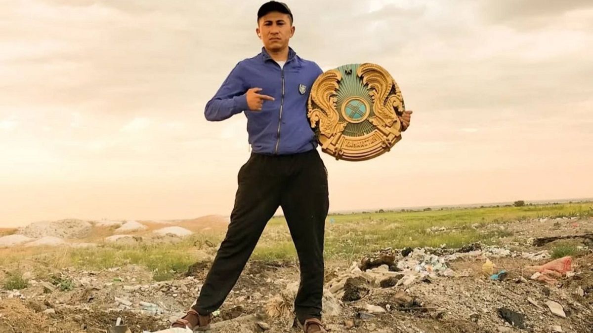 Блогер