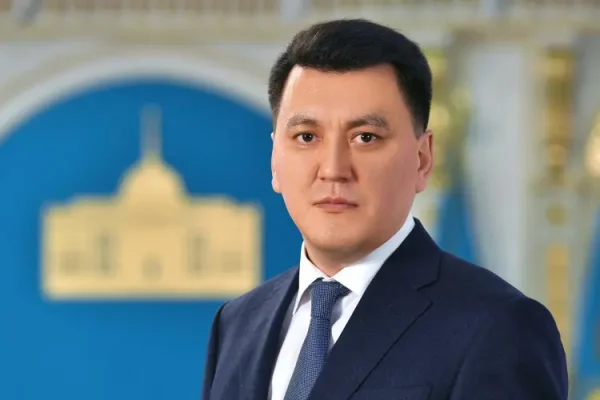 Қазақтың прайм-эрасы басталды ма?: Ерлан Қарин Президент жайлы жазба жариялады